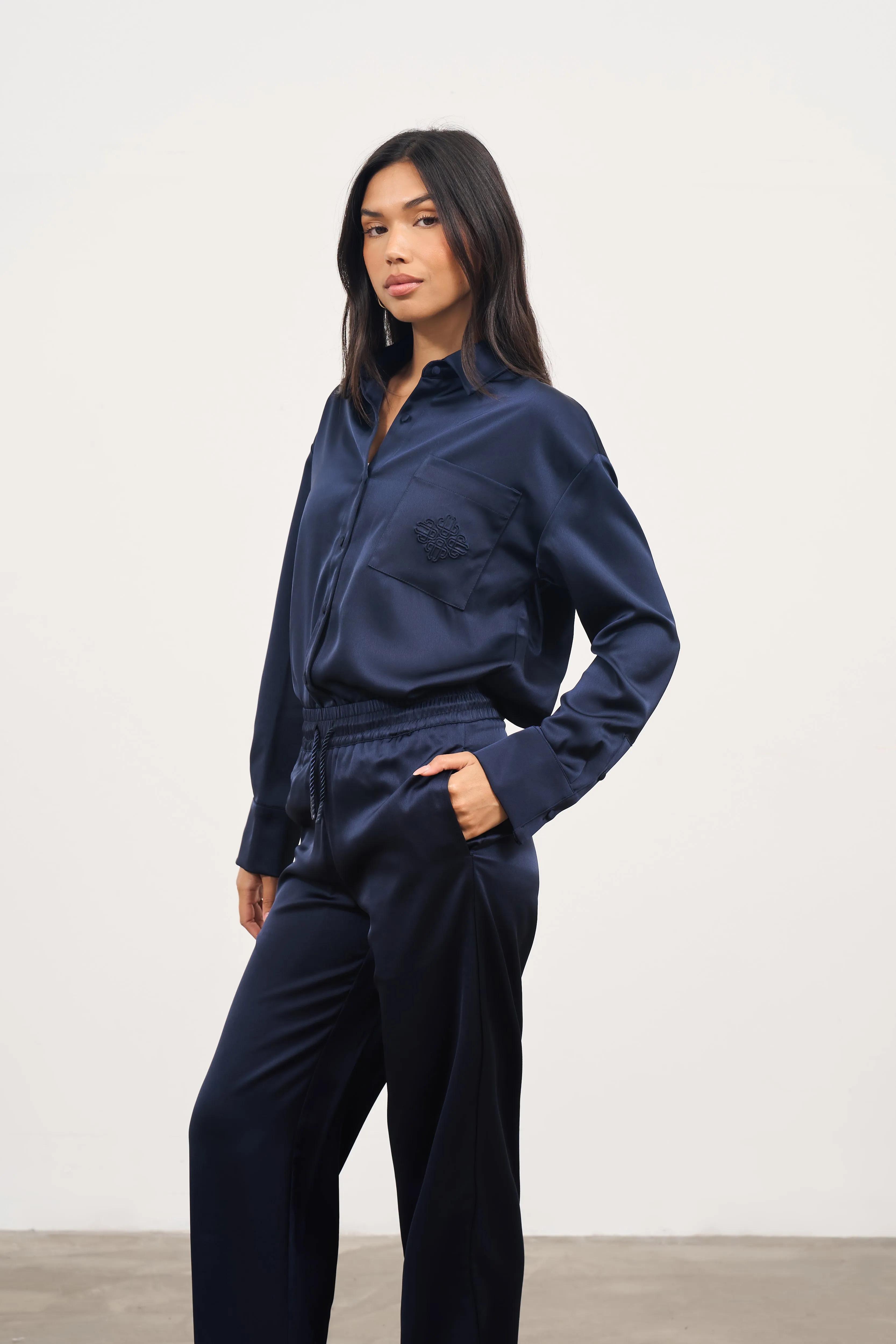 SATIN EMBLEM SHIRT - NAVY