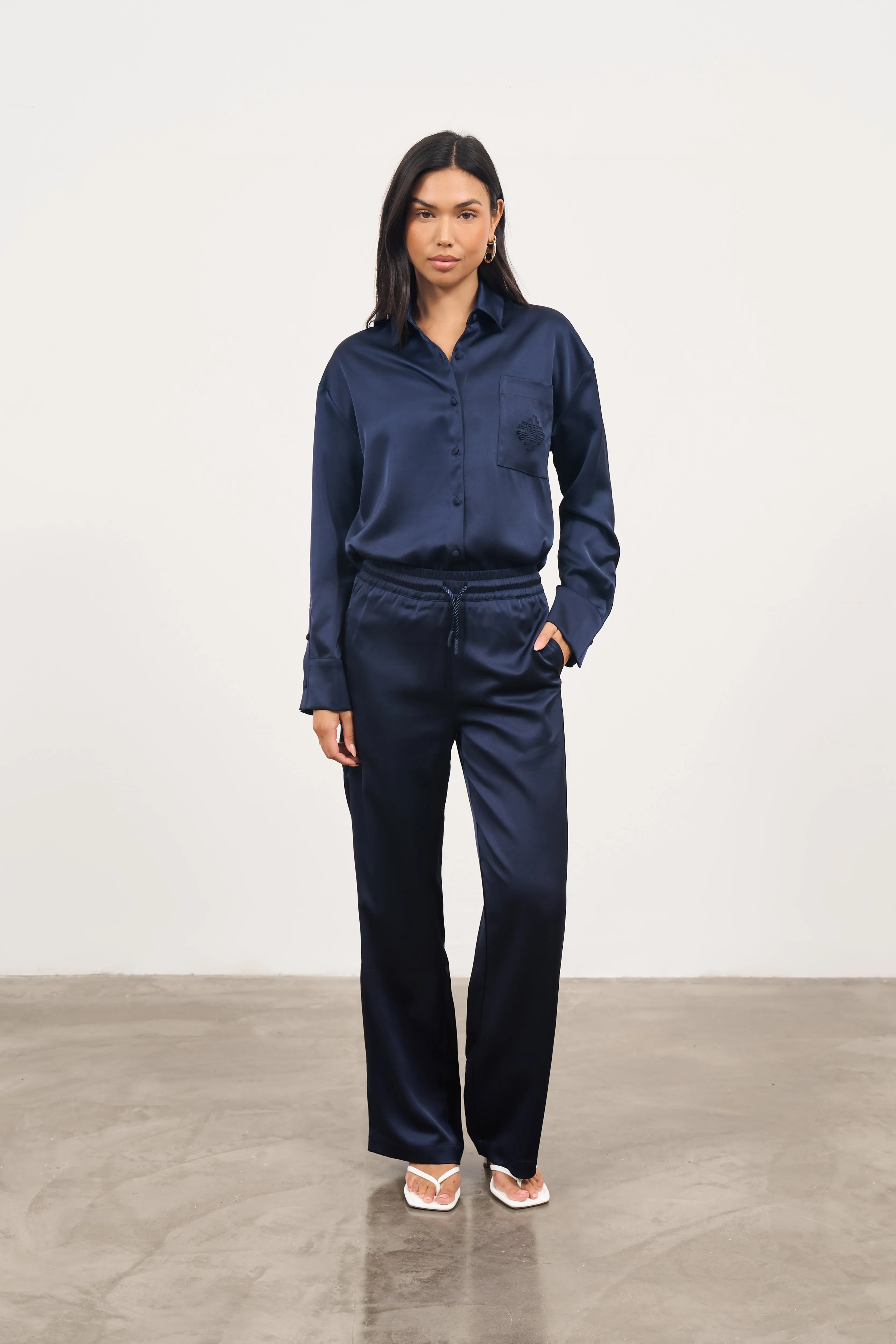 SATIN EMBLEM SHIRT - NAVY